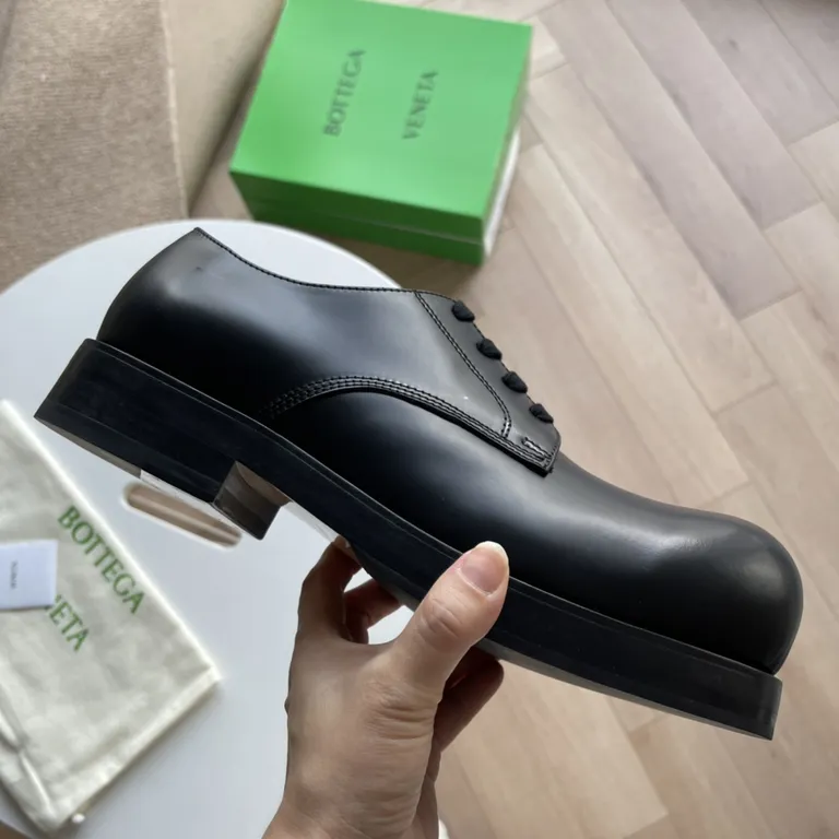 Bottega Veneta Shoe 